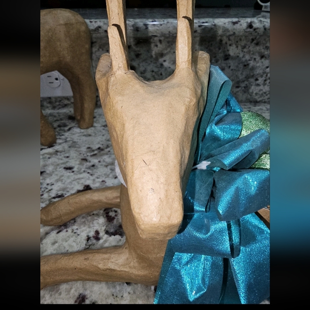 Vintage Paper Mache Reindeer Made In Philippines Christmas Decor Lot of 2 - Picture 5 of 16